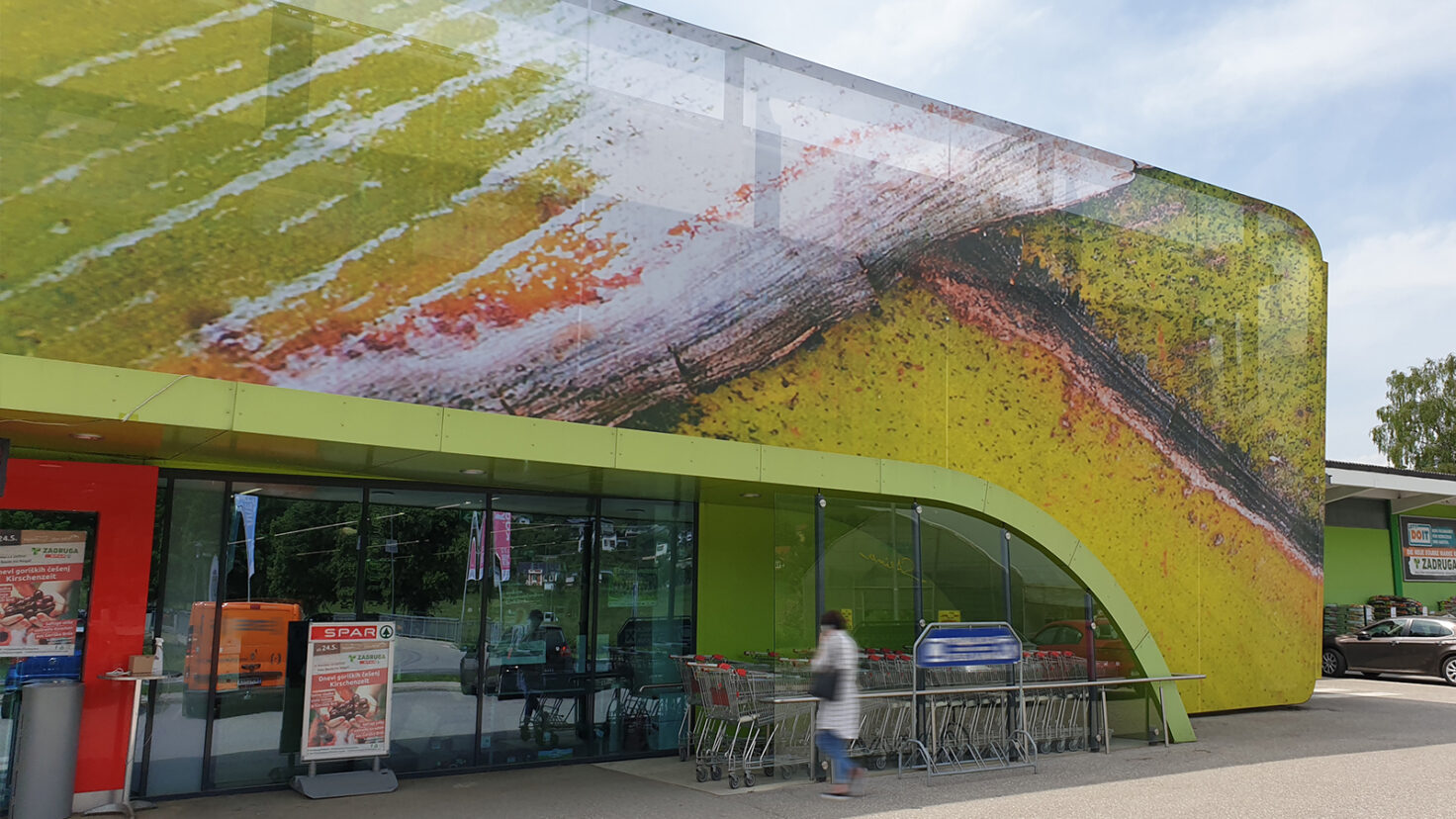 Spar Bleiburg Textilfassade