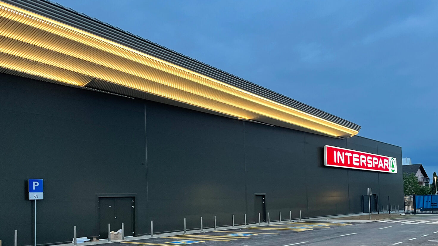 Interspar HR Velika Gorica Fassade 3