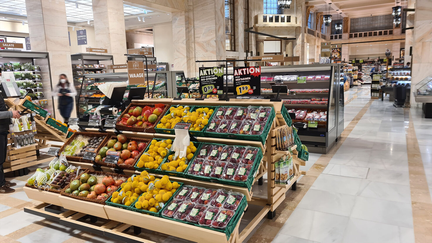 IM20 Wien Schottentor Obst Gemüse Abteilung