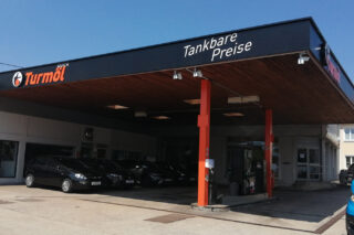 Turmöl Waldneukirchen Vordach Leuchtschrift