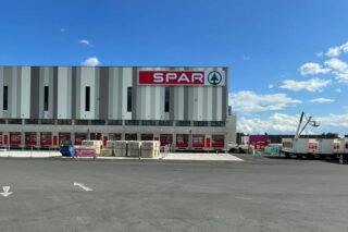 SPAR ZN Graz Leuchtschild 01