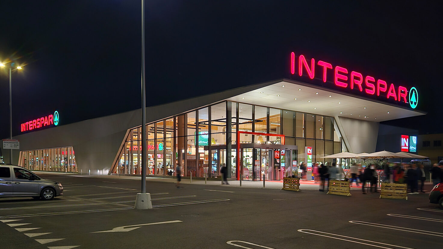 ISP Gaenserndorf Fassade 01