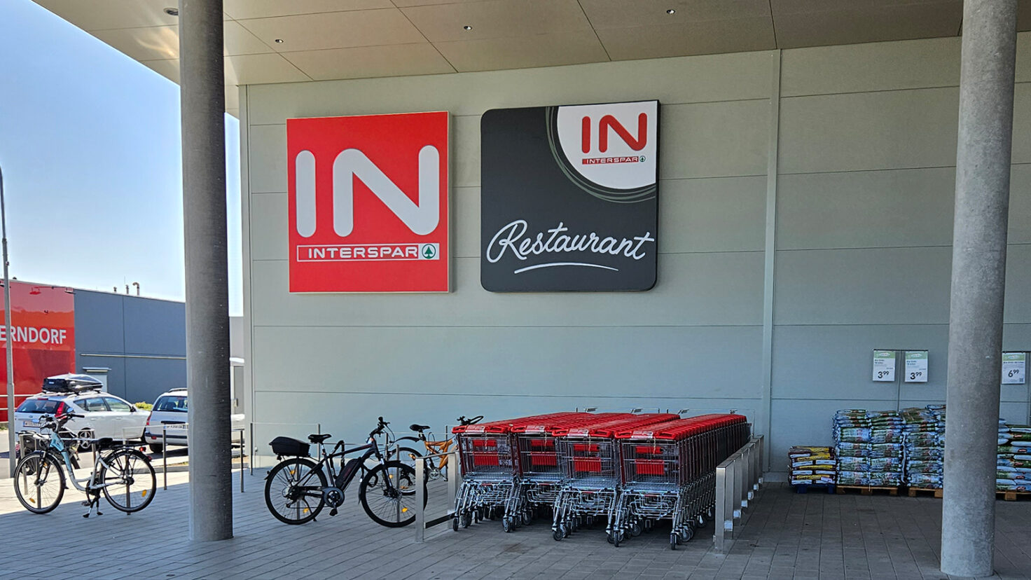 ISP Gaenserndorf Leuchtschilder Quadratisch