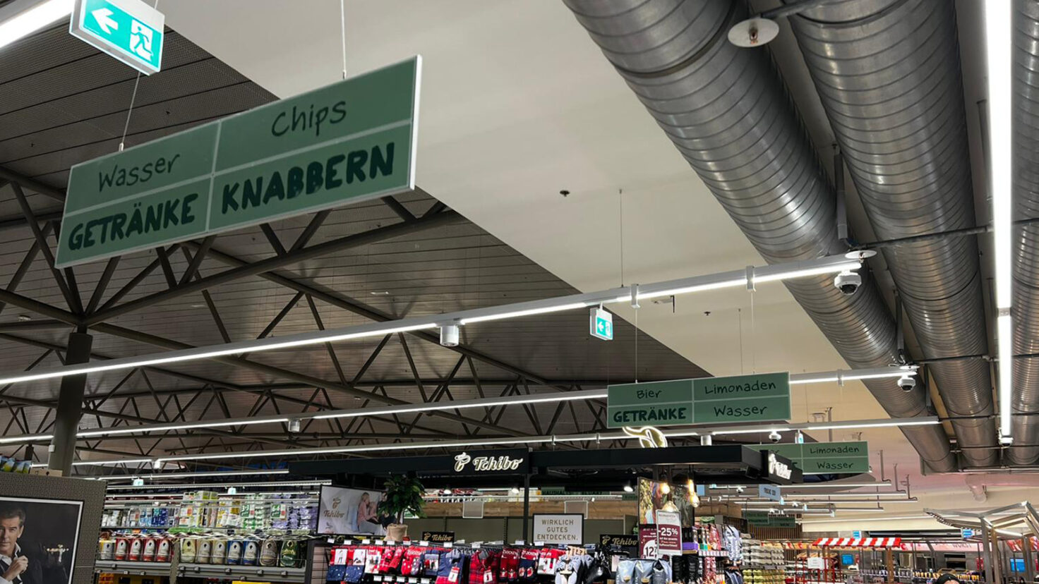 Eurospar Lustenau Gangbeschilderung