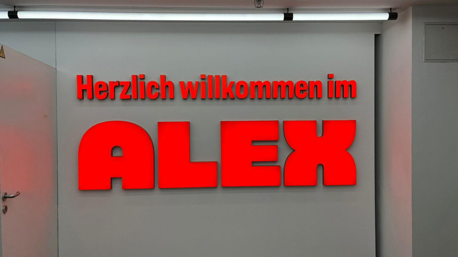 Alex Krems Leuchtschrift Innen