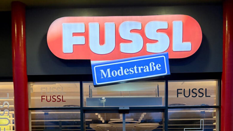 Fussl Stockerau Leuchtschild In Form Gefertigt